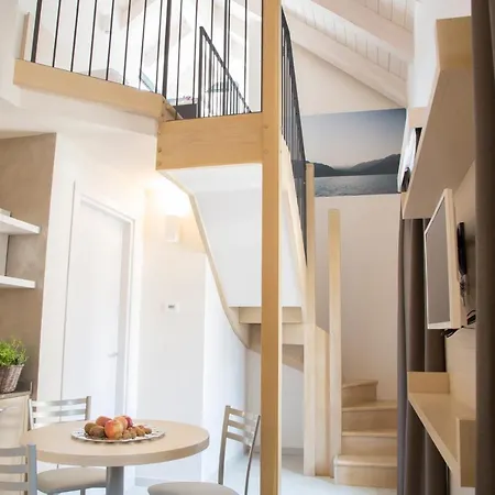 Domus Lägenhetshotell 4*