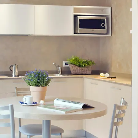 Domus Lägenhetshotell 4*